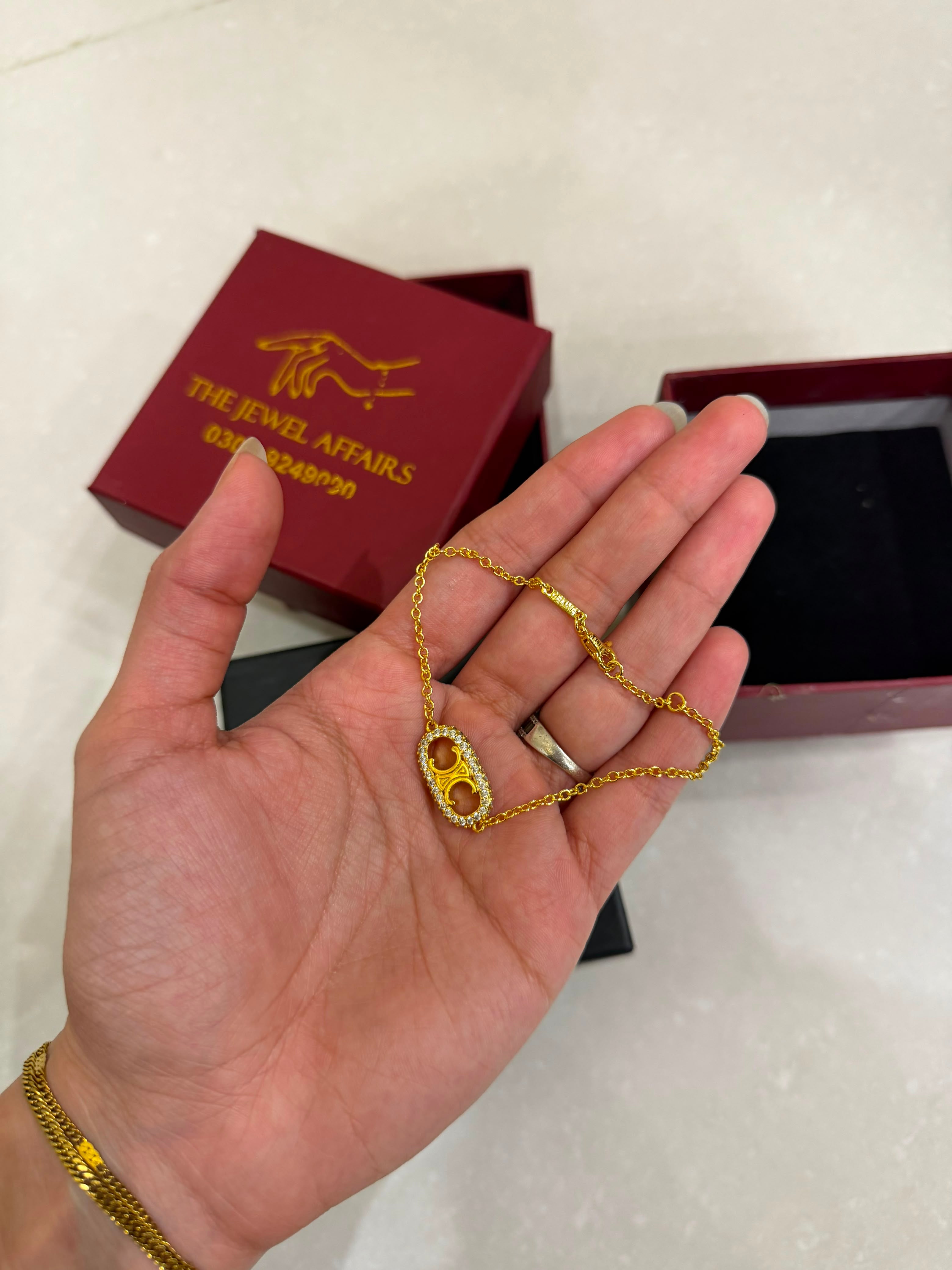 Cel!ne Triomphe Crystal Bracelet (WITHOUT BRAND PACKAGING)
