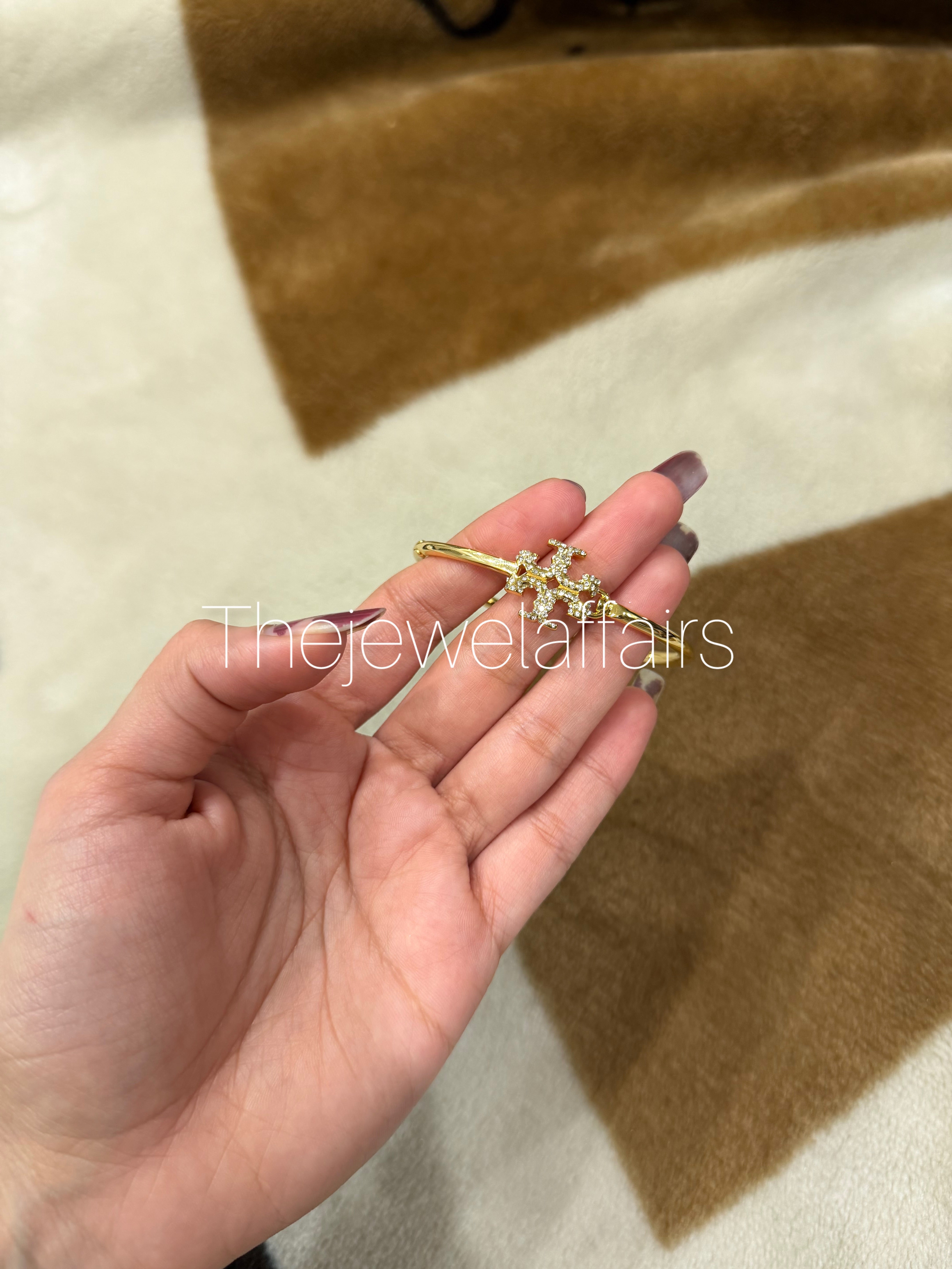 T0rybur(h Eleanor Pavé Crystal Hinge Bangle