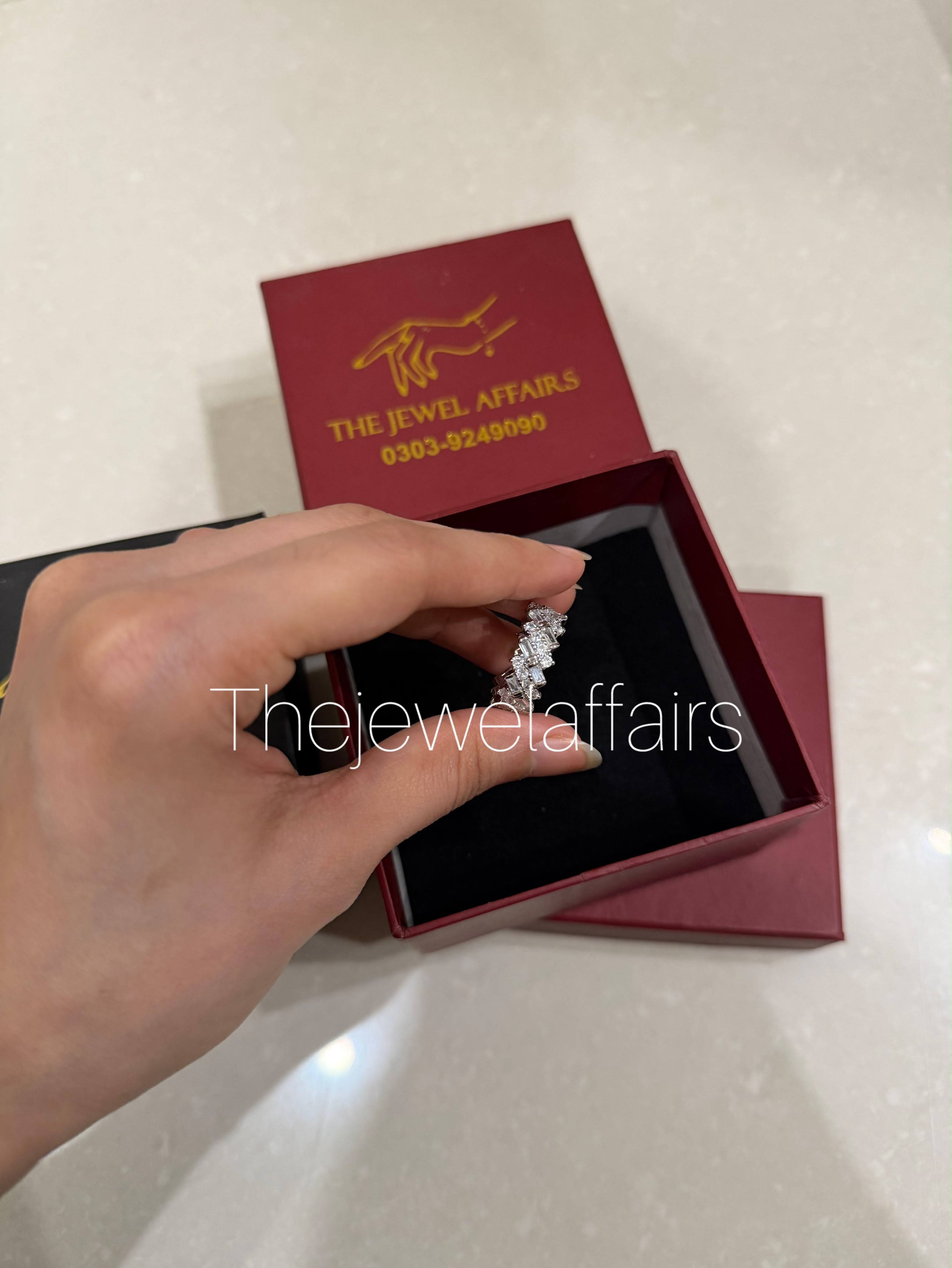 Cartier Maillon Panthère ring,
