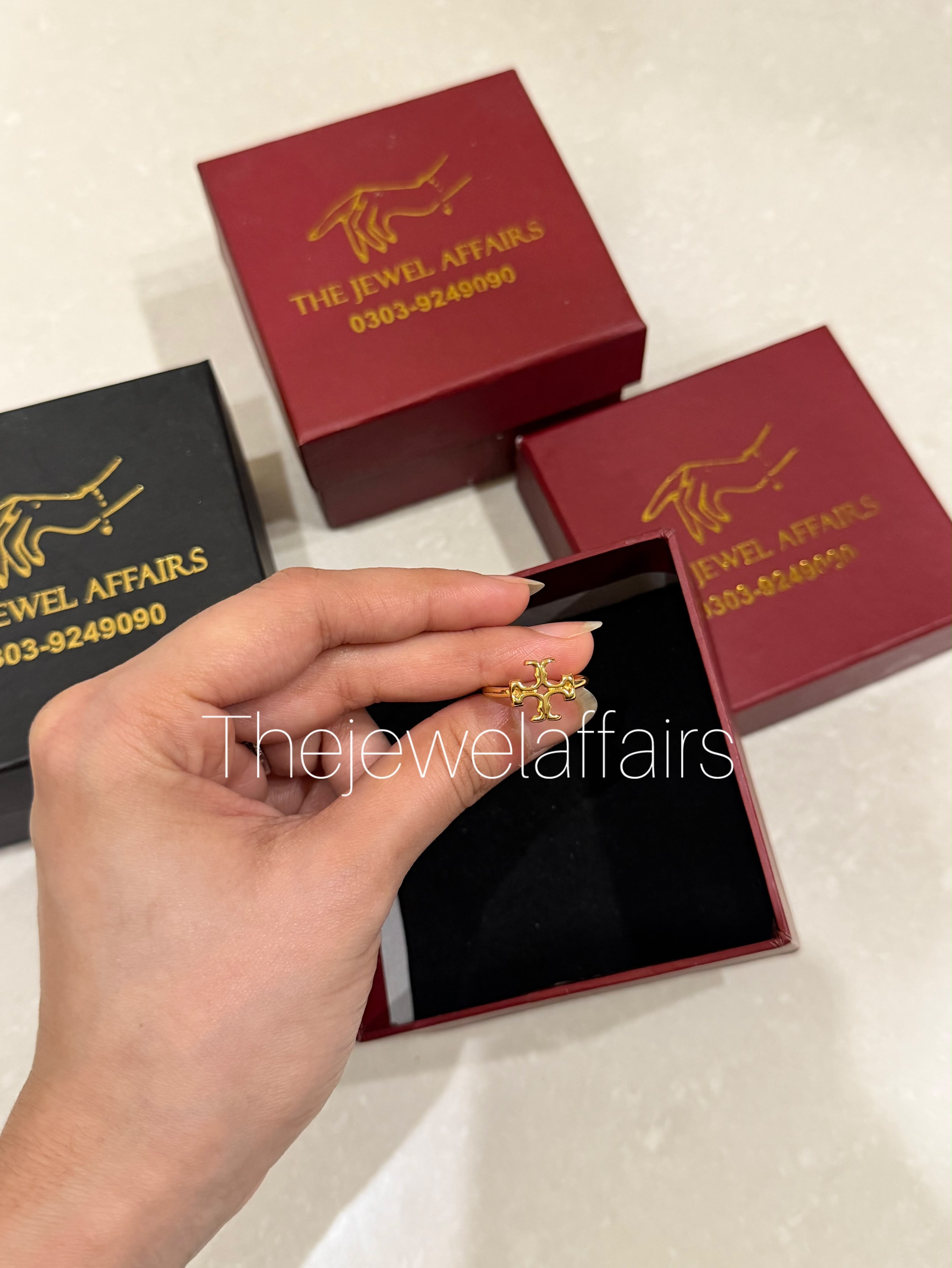 T0ry Bur(h Eleanor Ring