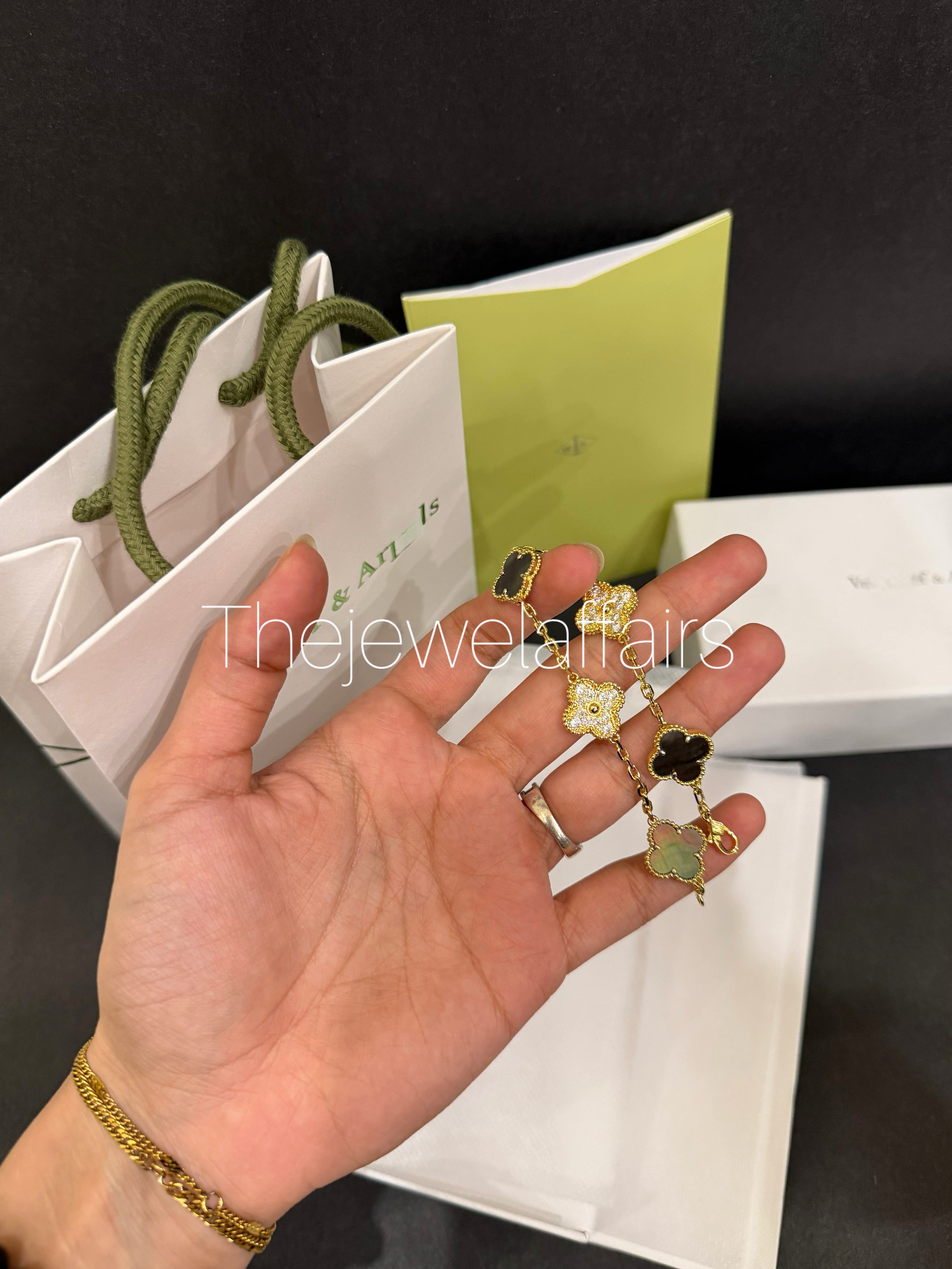 Vca brey with diamonds bracelet