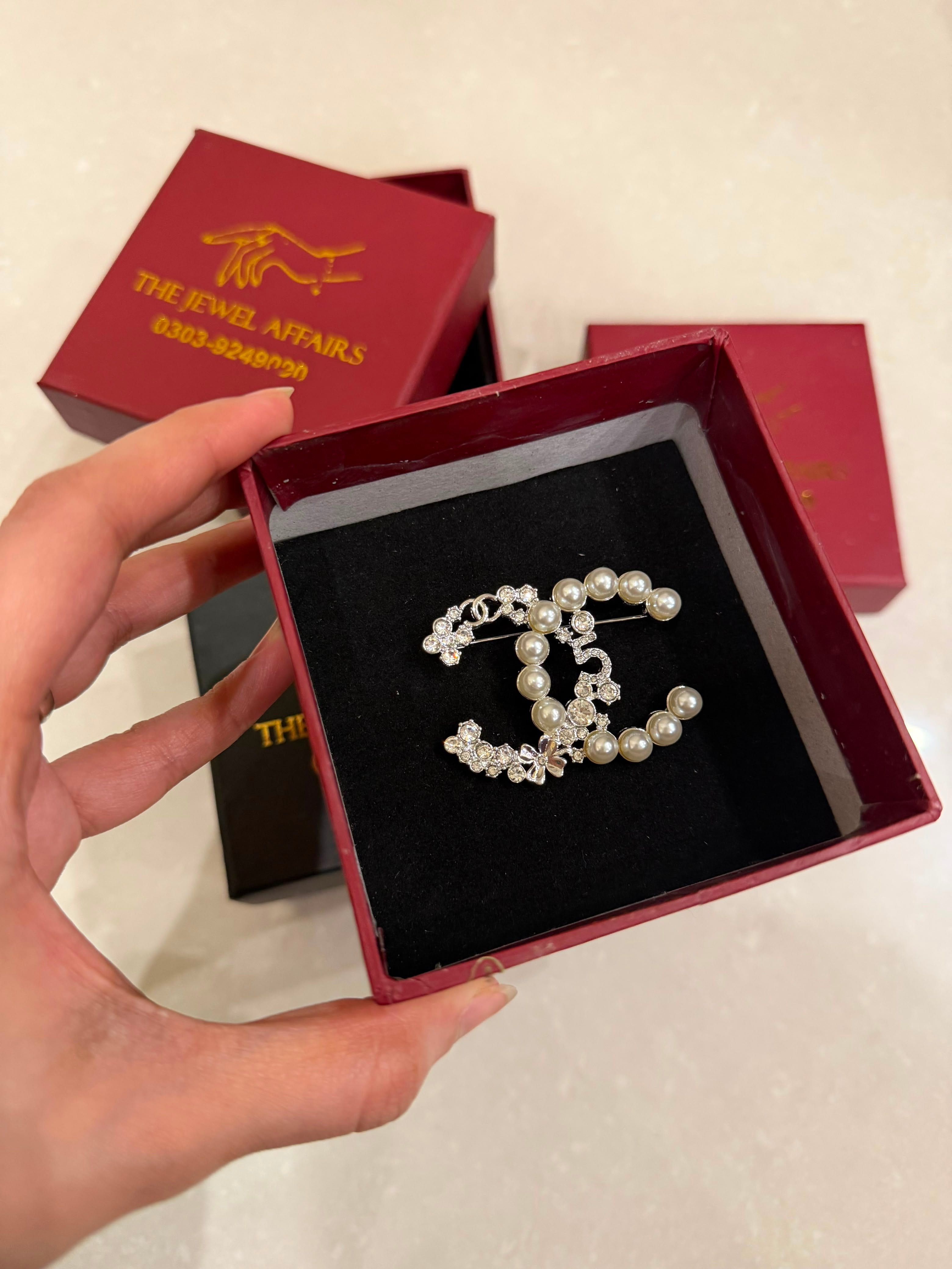 Ch@nel CC Logo Pearl and Crystal Brooch (WITHOUT BRAND PACKAGING)