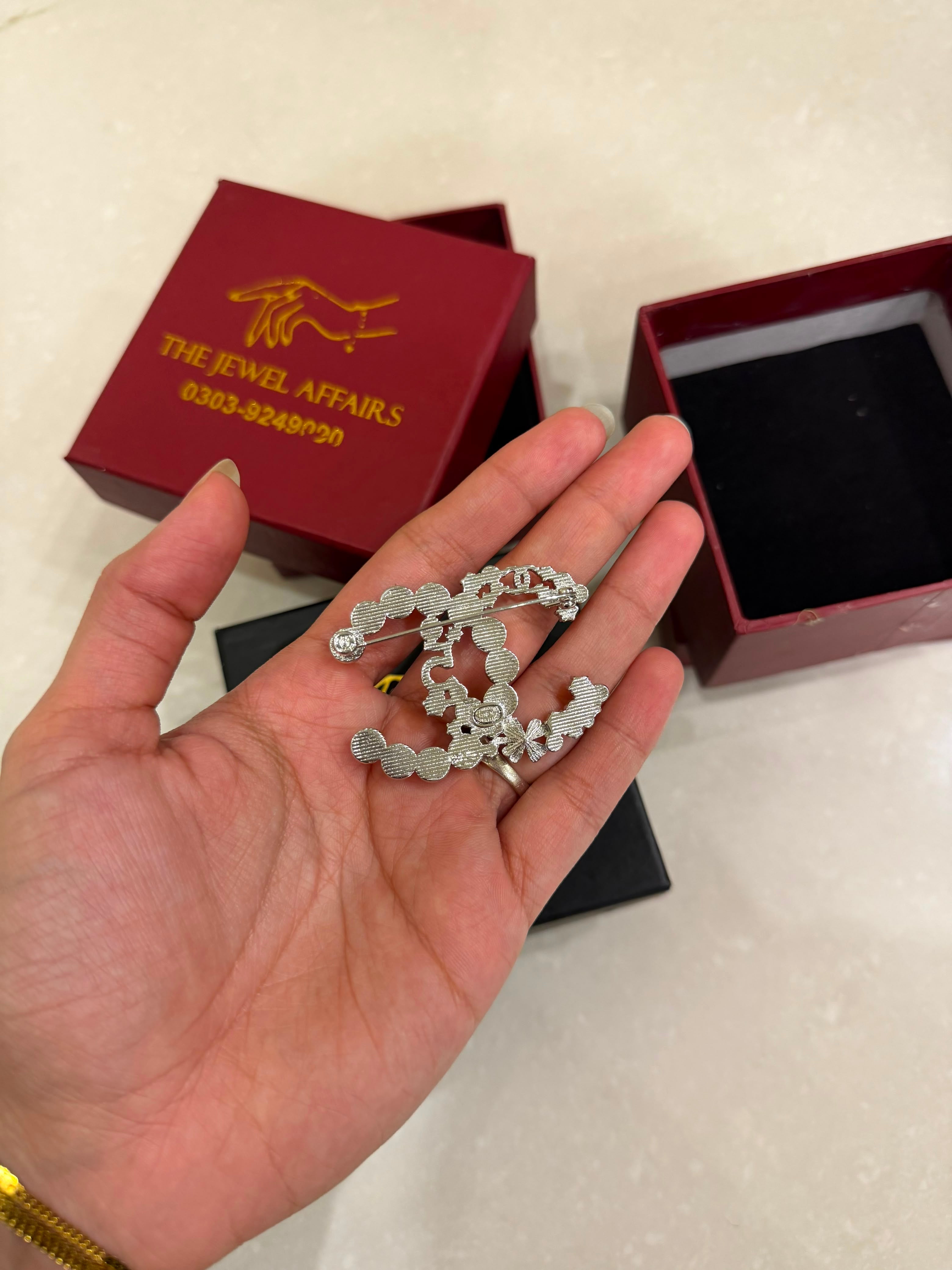 Ch@nel CC Logo Pearl and Crystal Brooch (WITHOUT BRAND PACKAGING)