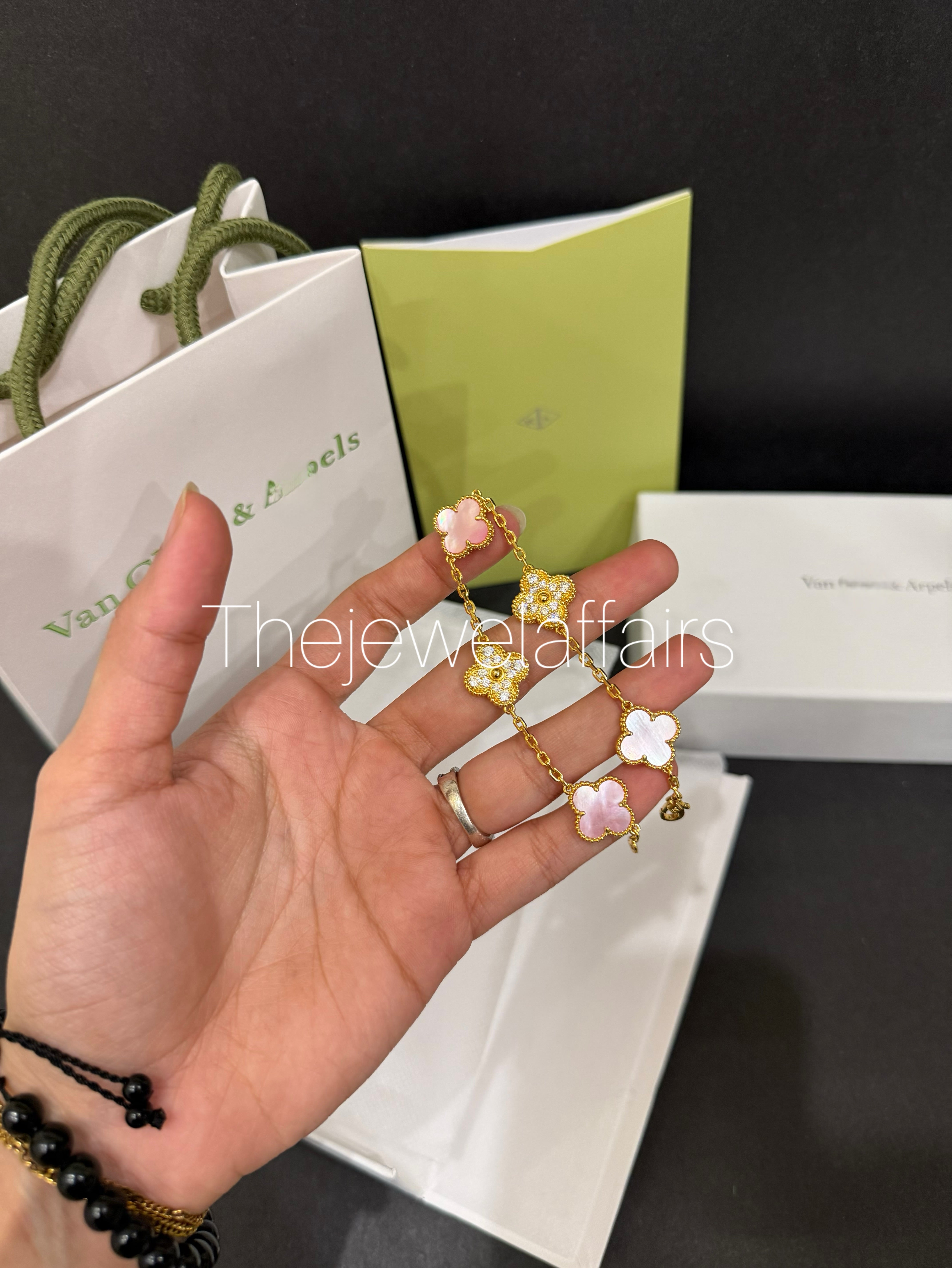 V@ncleef and arpe!s pink with gold diamonds bracelet