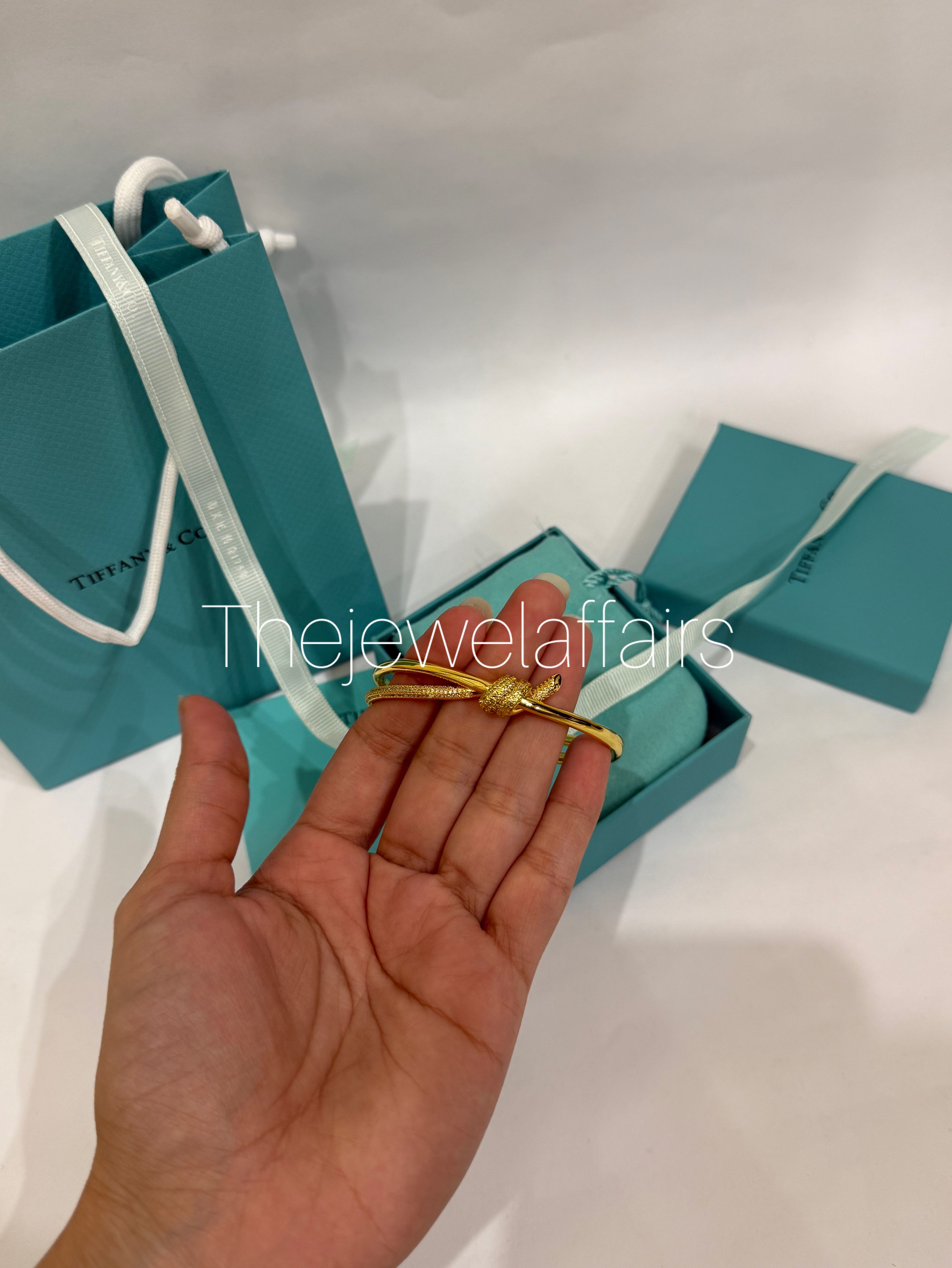 Tiffany Knot Bangle – Premium Master Copy