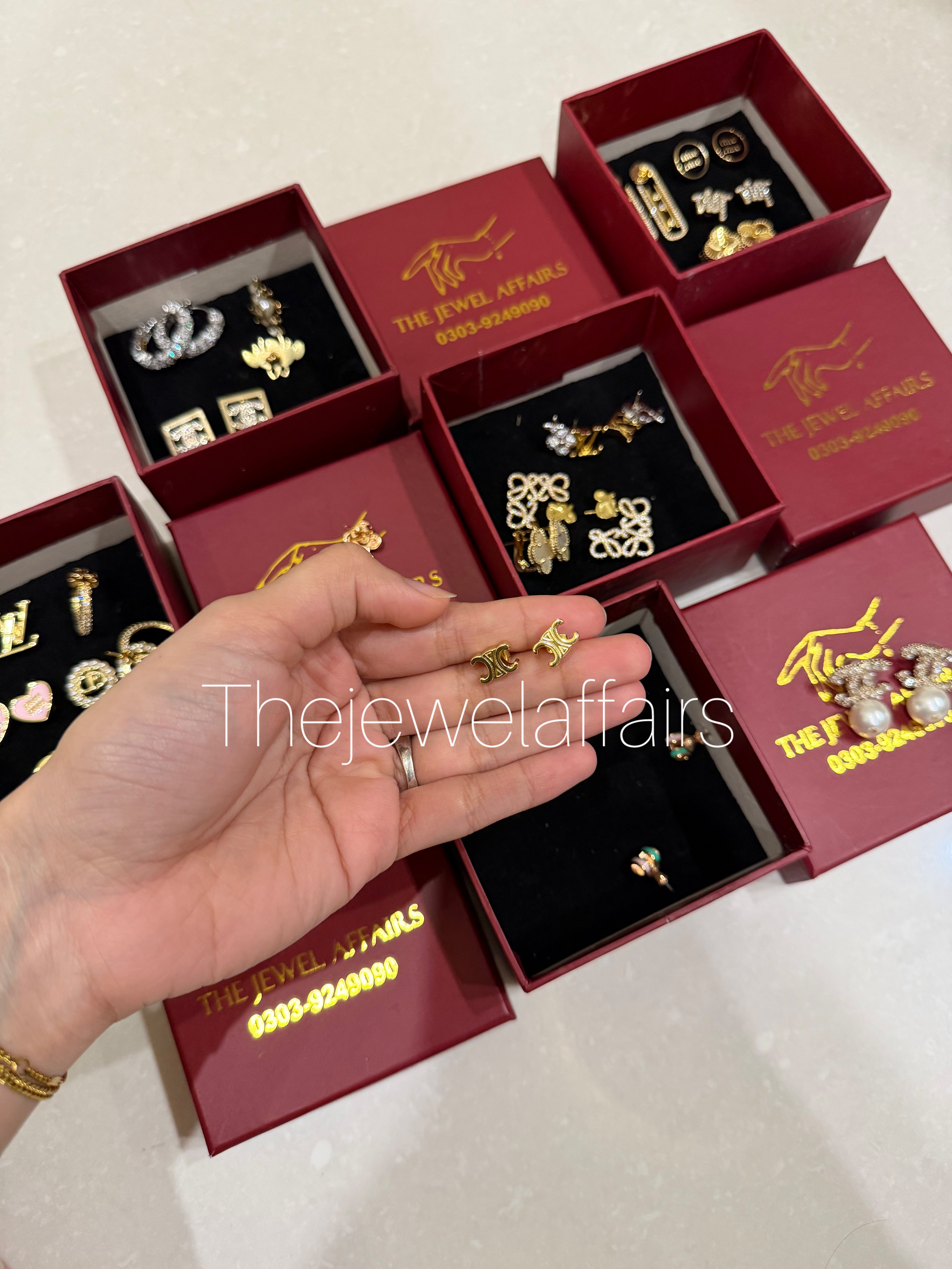 Cel!ne Triomphe Studs