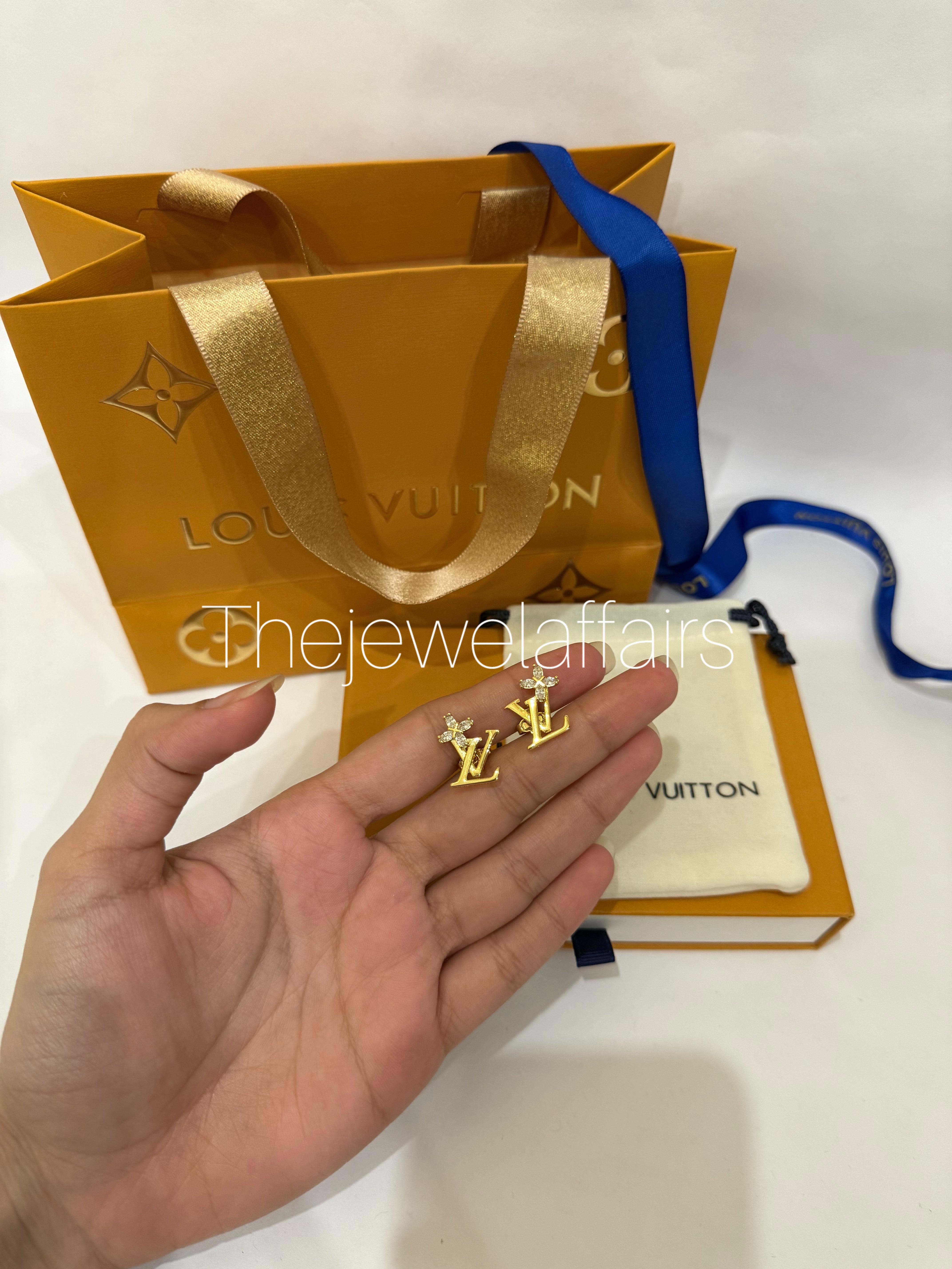 Lv studs