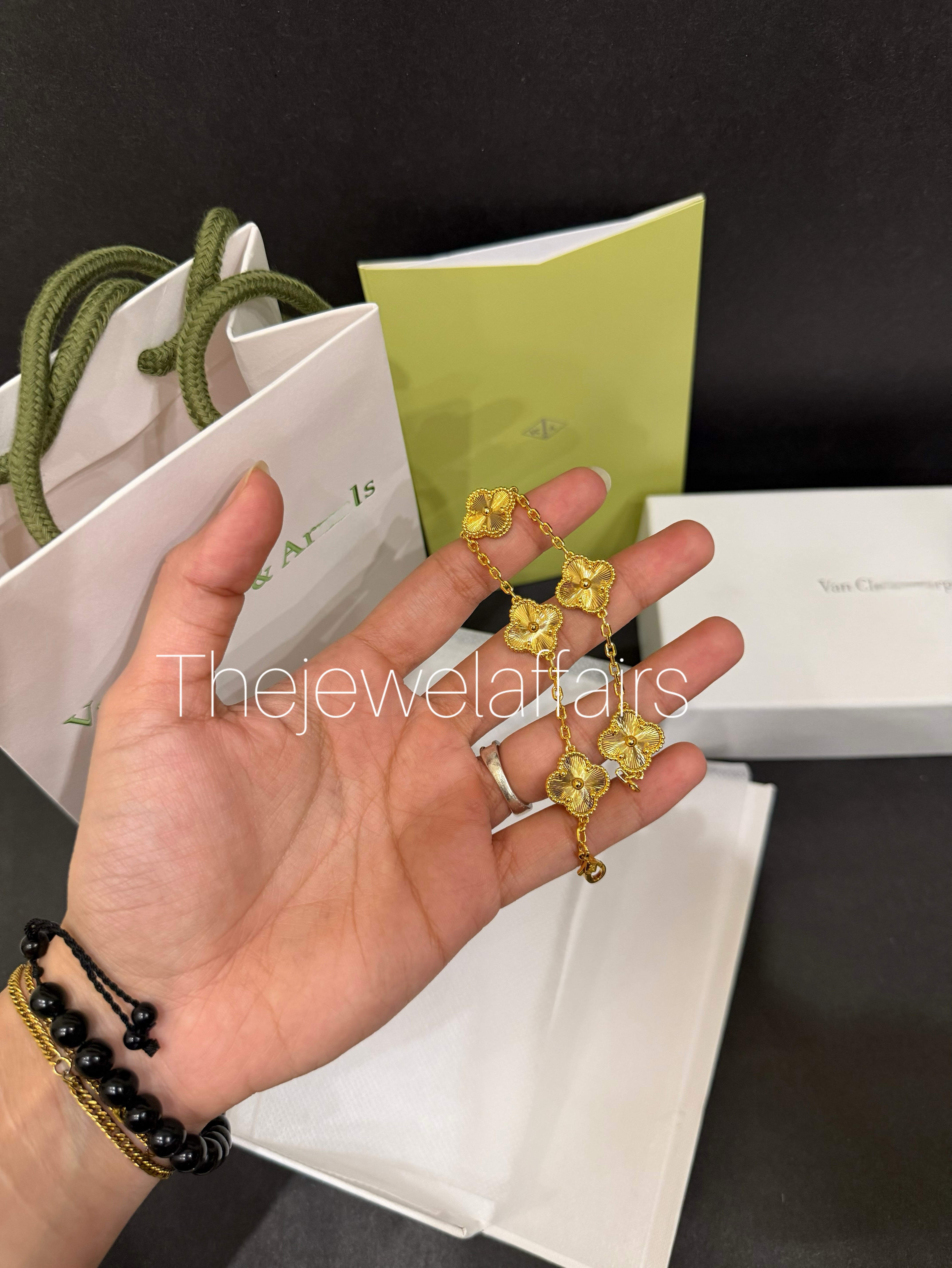 Vca gold bracelet