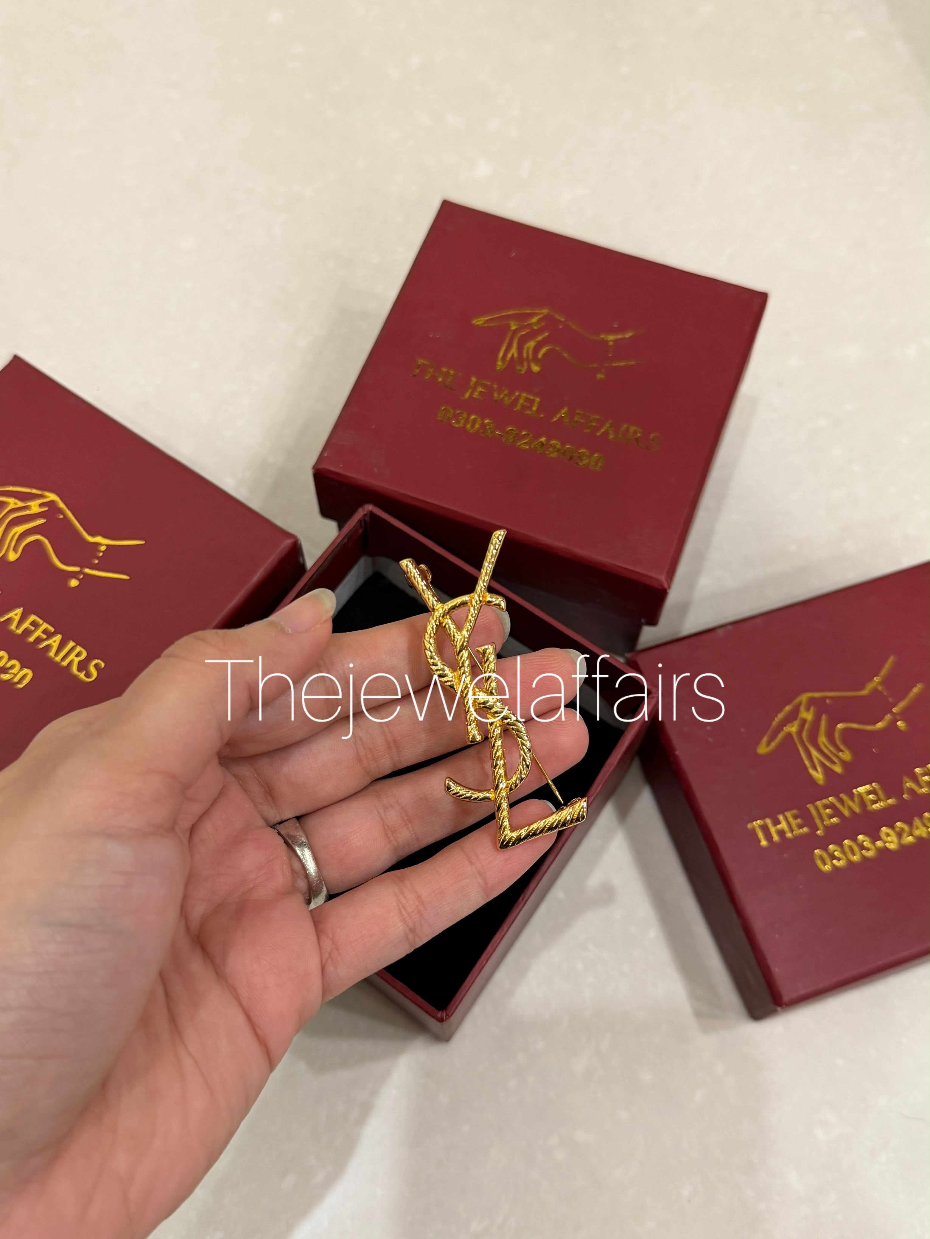 YSL Logo Saint Laurent Brooch Brass(Gold)