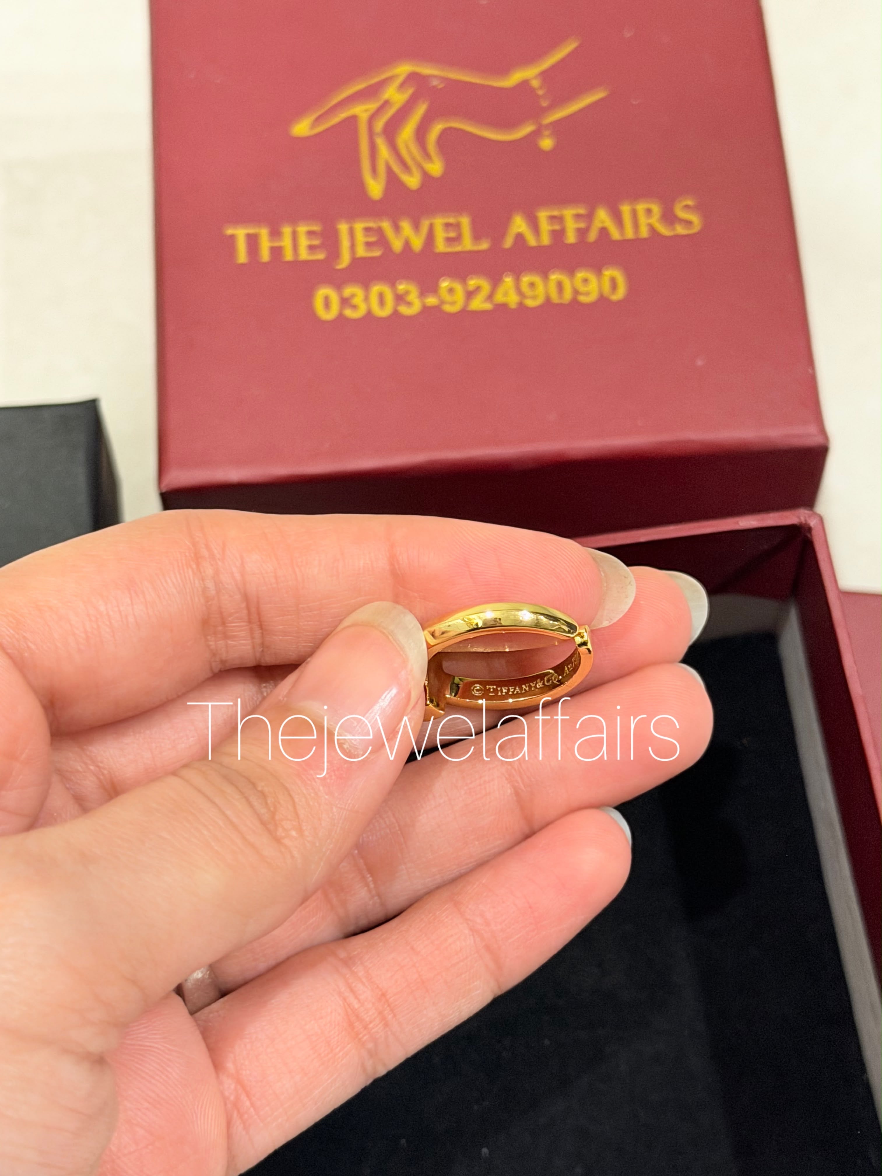 T!ffany T Crystal ring (gold)