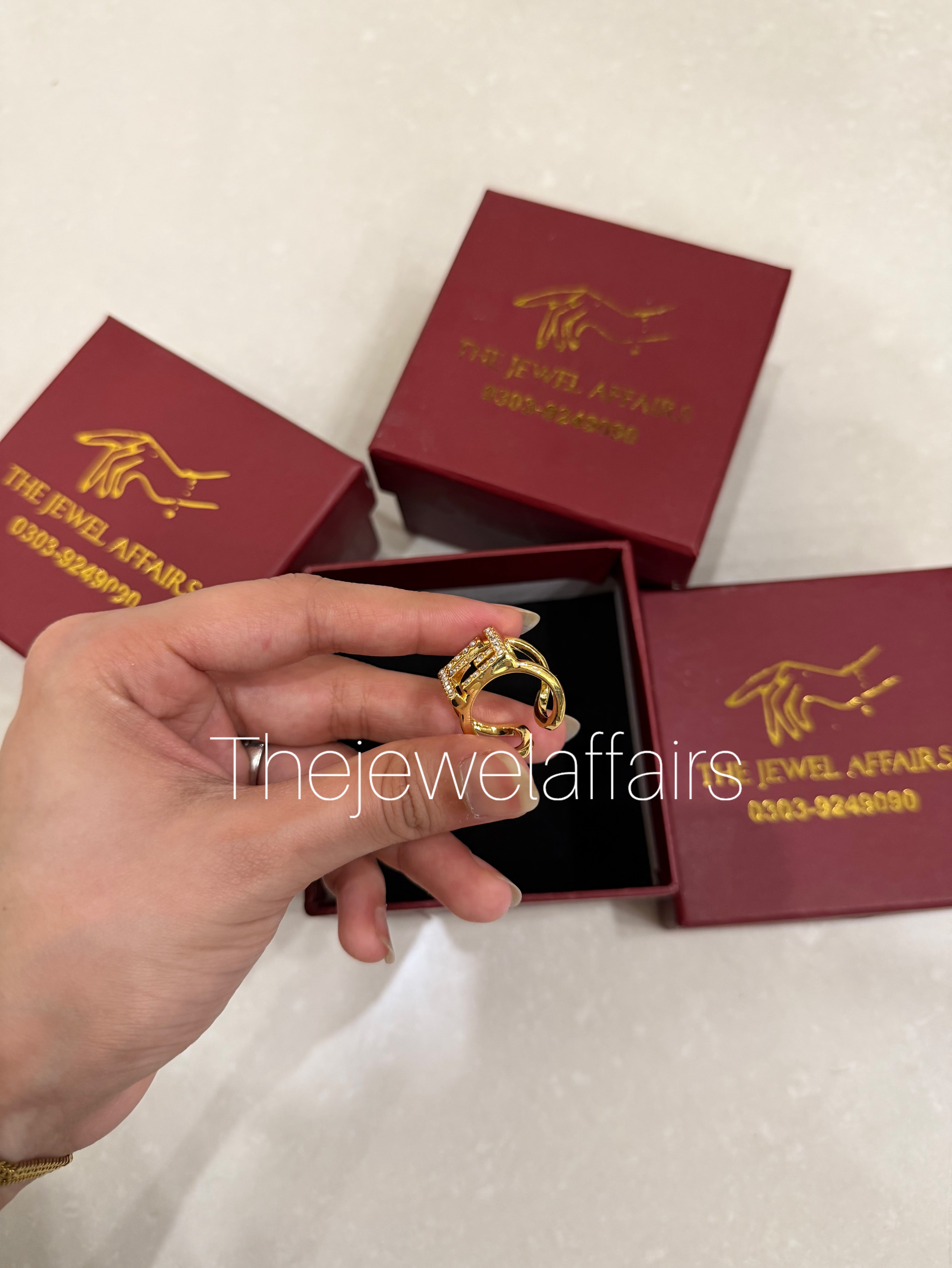 Forever F£ndi Ring – Gold-Coloured Metal and Crystal