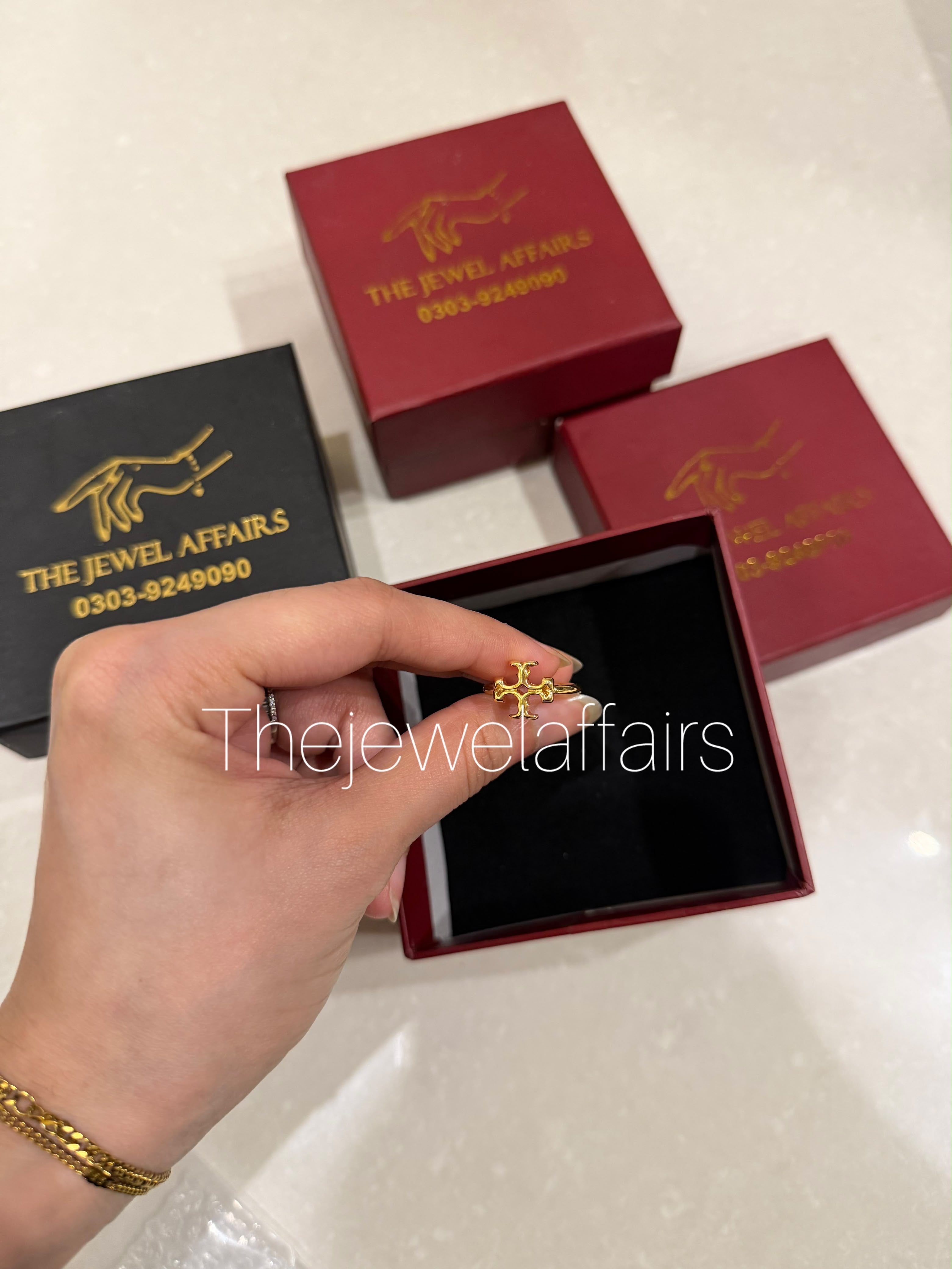 T0ry Bur(h Eleanor Ring