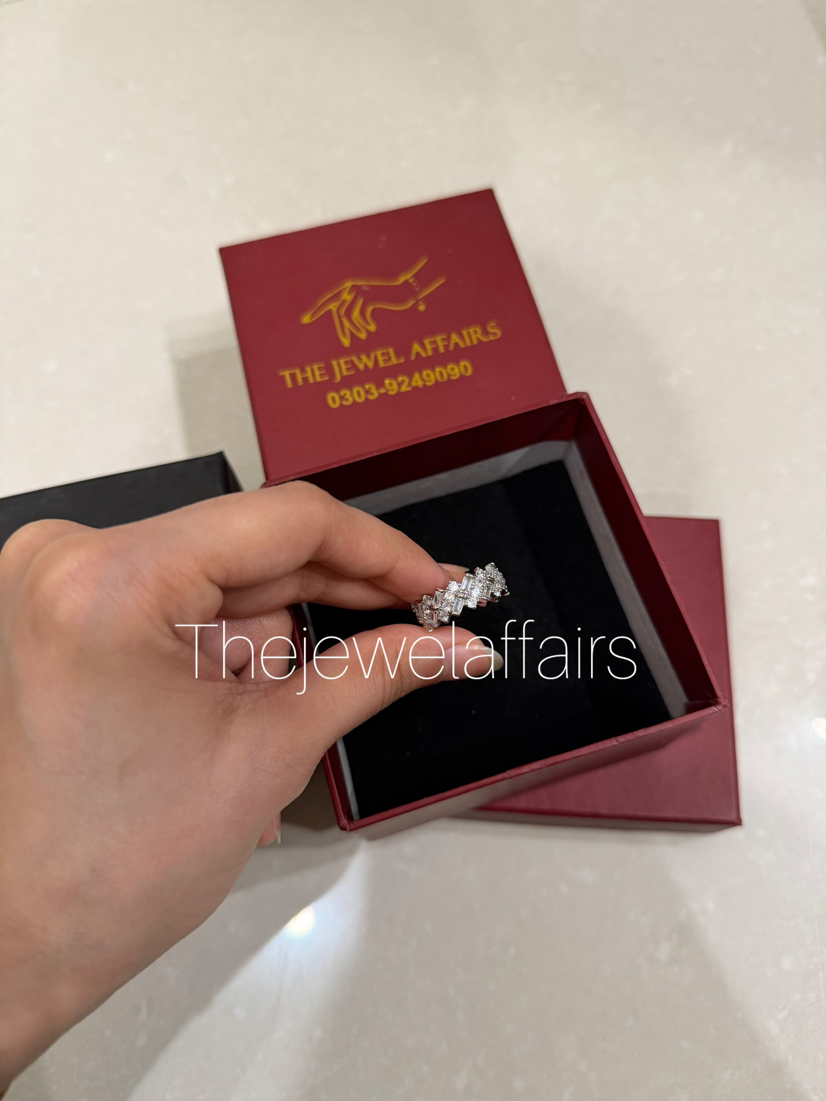 Cartier Maillon Panthère ring,