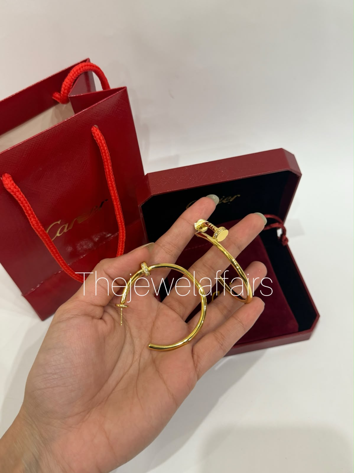 C@rtier Juste Un Clou Crystal Hoop Earrings (WITHOUT BRAND PACKAGING)