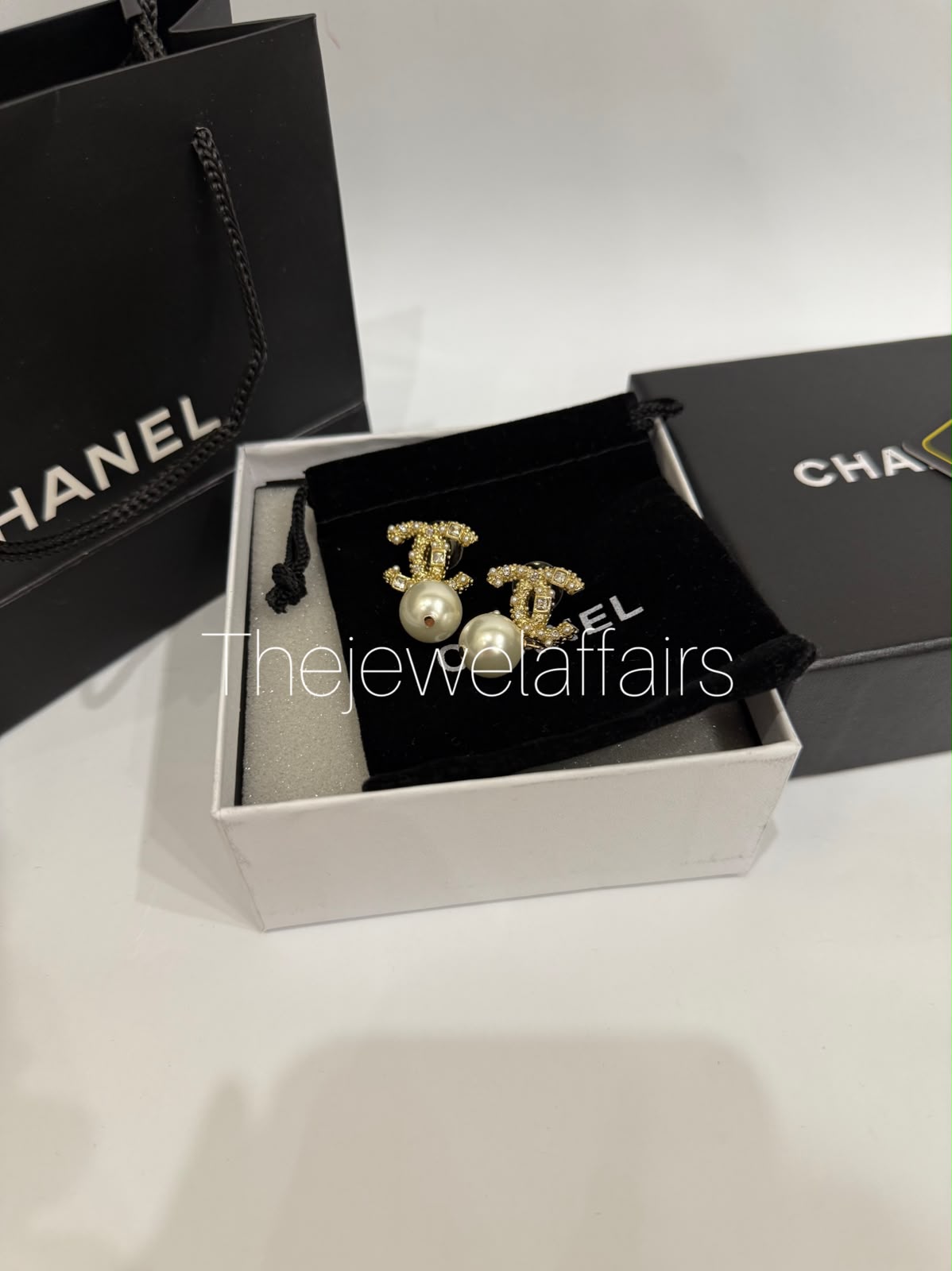 ch@nel CC Logo Crystal & Pearl Drop Earrings (WITHOUT BRAND PACKAGING)
